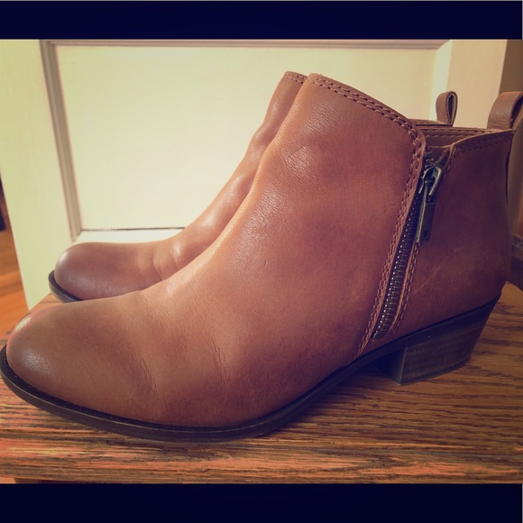 Lucky Brand Shoes - Brown leather Lucky zipper booties 🍀